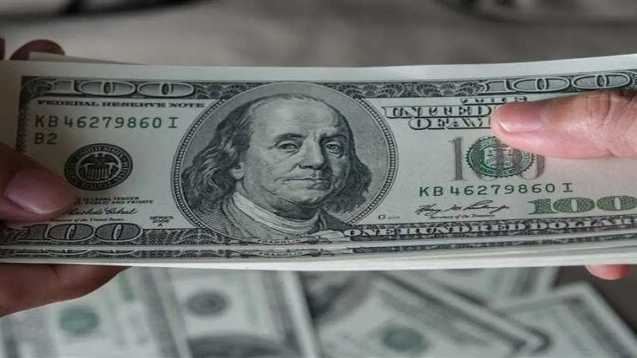 سعر الصرف الجديد.. تحرك مفاجئ في قيمة الدولار داخل البنوك المصرية اليوم